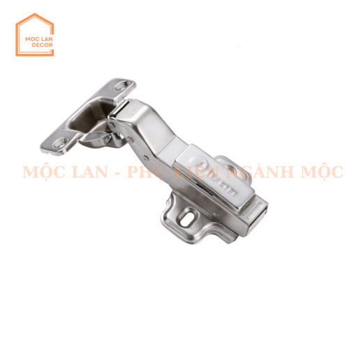 ban-le-ivan-135